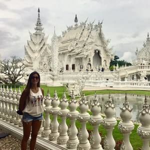 Meet your Posher, Evy